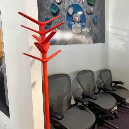 chaises de bureau ergonomiques aeron herman miller showroom mb2 Besançon